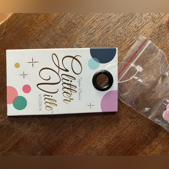 Stephen Brown’s Glitter Ville Cotton Candy Christmas Tree Skirt BNWT - Picture 4 of 5